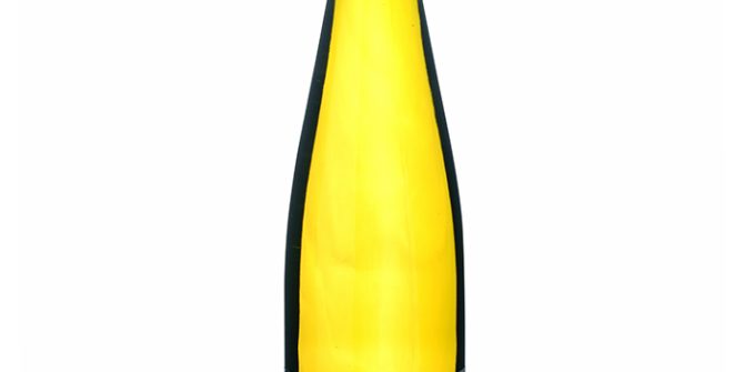 Domaine de la Tour Blanche Alsace Pinot Gris white wine bottle Riquewihr Klack family estate ripe pear stone fruit